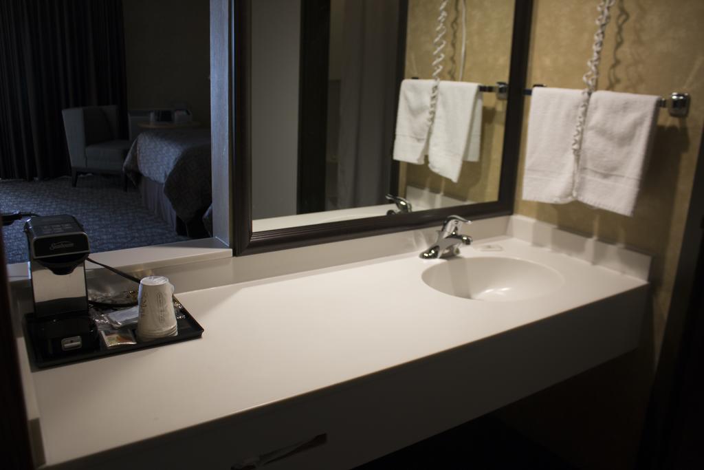 Best Western Fallsview Niagarawatervallen Buitenkant foto